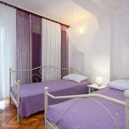 Lilly Apartment Vodice